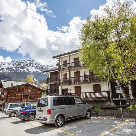 Apartamento La Casa Di Olivia - Direttamente Sulle Piste La Thuile Exterior foto